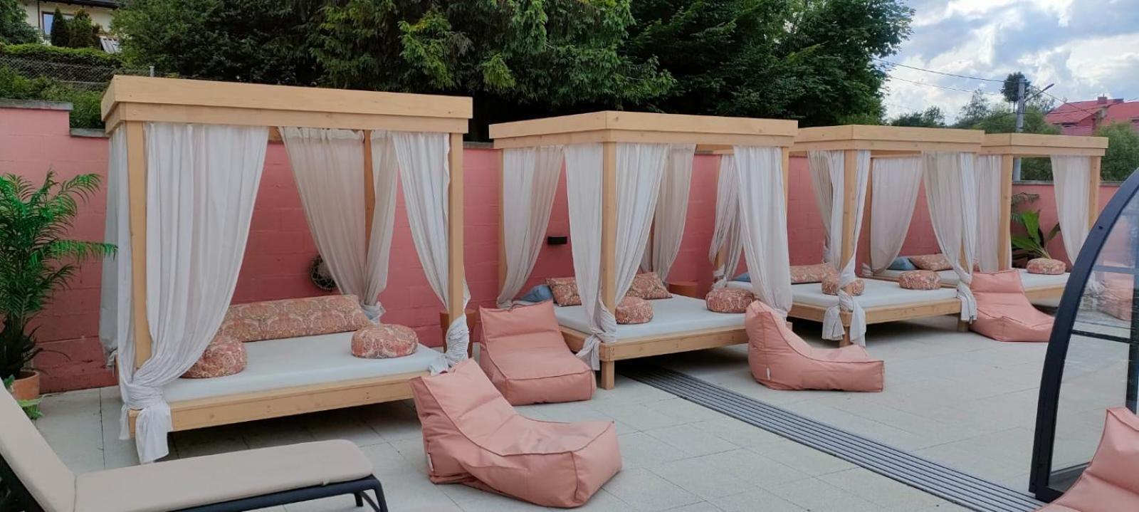 Boho House Aparthotel Ustrzyki Dolne Exterior photo